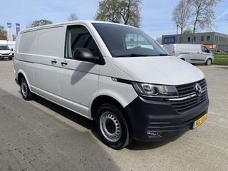 Volkswagen Transporter T6.1 / 2.0 TDI 110pk L2H1 28 Comfortline / vaste prijs rijklaar € 19.950 ex btw / lease vanaf € 366 / airco / achteruit rijcamera / dichte achterdeuren / pdc voor en achter !