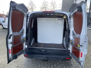 Ford Transit Connect 1.5 TDCI 100pk automaat L2 Trend / rijklaar € 12.950 ex btw / lease vanaf € 256 / Cargo Cool box koeling op accu en 220V aansluiting / airco / cruise / navi !