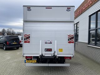 Iveco Daily 35S14 2.3 Himatic automaat / bakwagen met laadklep / lease vanaf € 554 / rijklaar € 30.950 ex btw / cruise en climate control / zijdeur / standkachel !