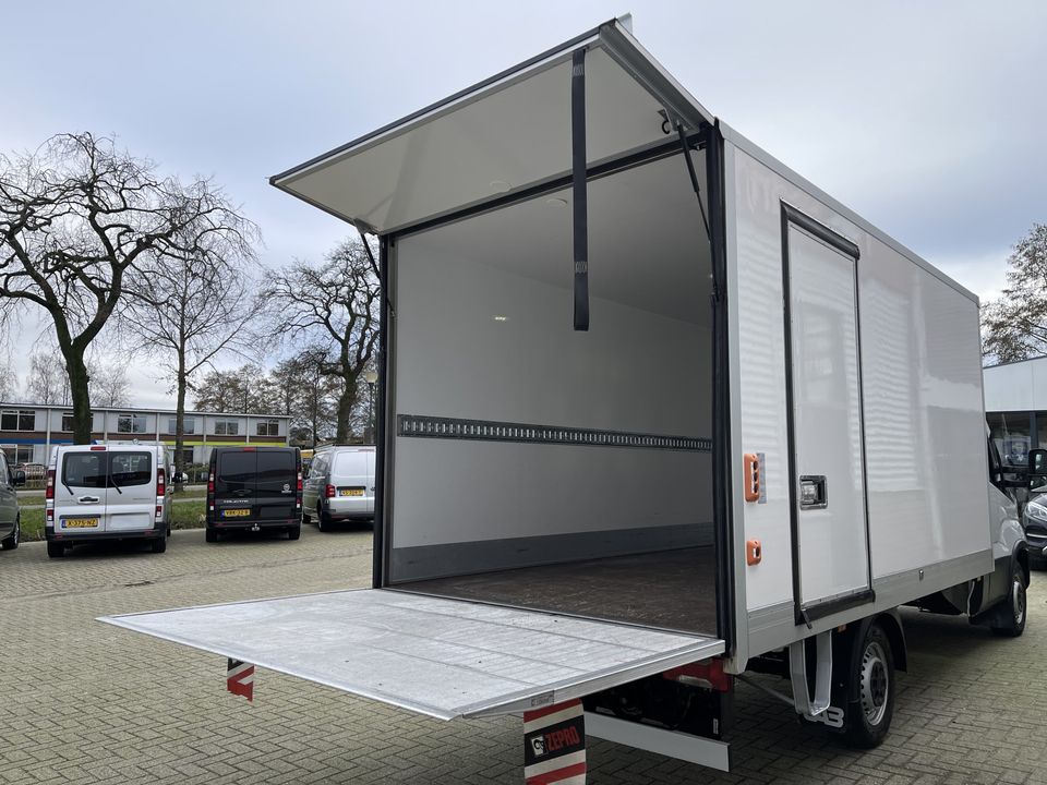 Iveco Daily 35S14 2.3 Himatic automaat / bakwagen met laadklep / lease vanaf € 554 / rijklaar € 30.950 ex btw / cruise en climate control / zijdeur / standkachel !