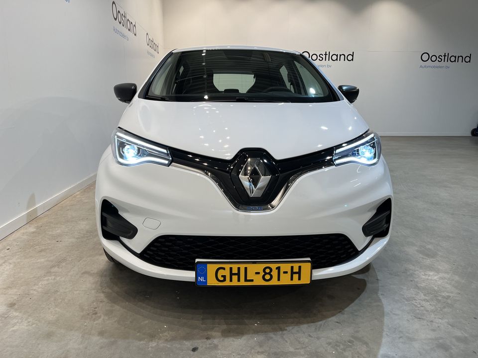 Renault ZOE R110 Life 52 kWh (Accuhuur) € 8.950- na subsidie / Carplay / Airco / Cruise Control / 100% elektrisch / 22.800 KM !! Prijs ex BTW € 9.050,-