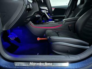 Mercedes-Benz A-Klasse 180 AMG Pano Sfeer Burmester Memory NAP