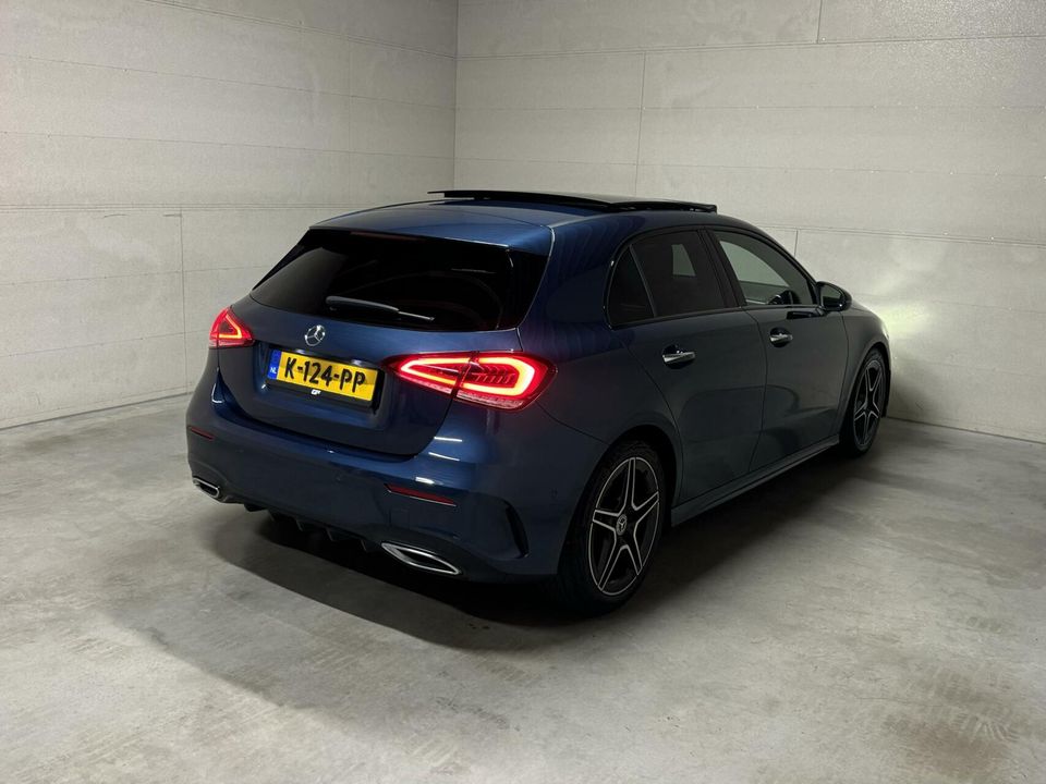 Mercedes-Benz A-Klasse 180 AMG Pano Sfeer Burmester Memory NAP