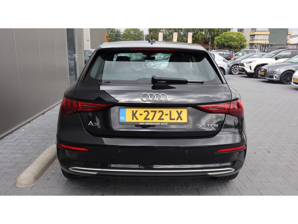 Audi A3 Sportback 30 TFSI Bns edition | Sport | Led | Matrix | Media | PDC