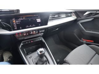 Audi A3 Sportback 30 TFSI Bns edition | Sport | Led | Matrix | Media | PDC