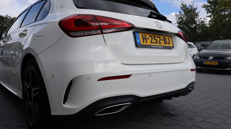 Mercedes-Benz A-Klasse 180 AMG | Camera | Wide screen | Panoramadak | Night pack VERKOCHT