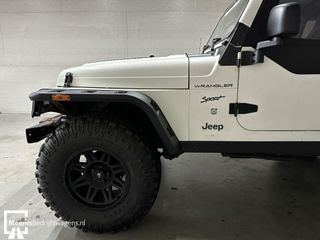 Jeep Wrangler 4.0i - 6 Cilinder 4x4 Nieuwe Soft top! GAAF!