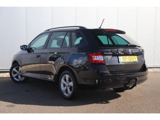 Škoda Fabia Combi 1.2 TSI JOY 90PK Trekhaak Radio Bluetooth PDC Clima Airco Cruise Control Parkeersensor 15 inch LMV Getint Glas