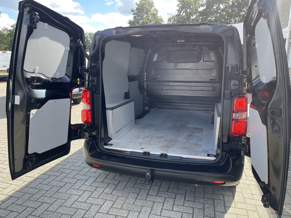 Opel Vivaro 1.5 CDTI L2H1 Edition / dubbele schuifdeur ! / vaste prijs rijklaar € 21.950 ex btw / lease vanaf € 392 / airco / cruise / trekhaak / 2 comfort stoelen met armsteun