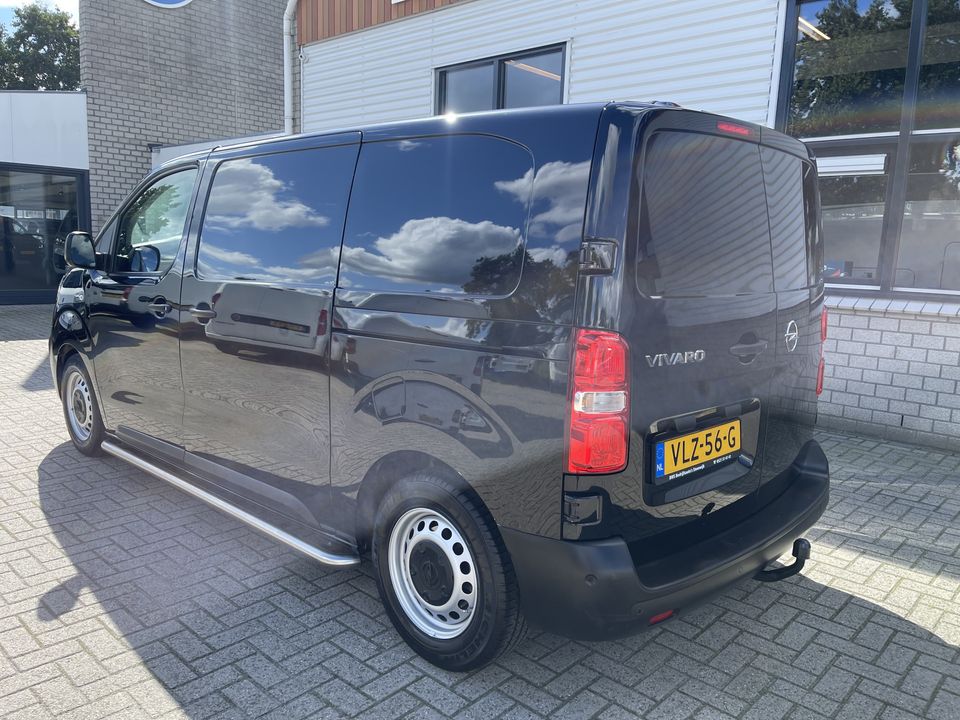 Opel Vivaro 1.5 CDTI L2H1 Edition / dubbele schuifdeur ! / vaste prijs rijklaar € 21.950 ex btw / lease vanaf € 392 / airco / cruise / trekhaak / 2 comfort stoelen met armsteun