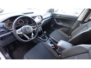 Volkswagen T-Cross 1.0 TSI Life | Apple Android | Adaptief cruise| Led | Media