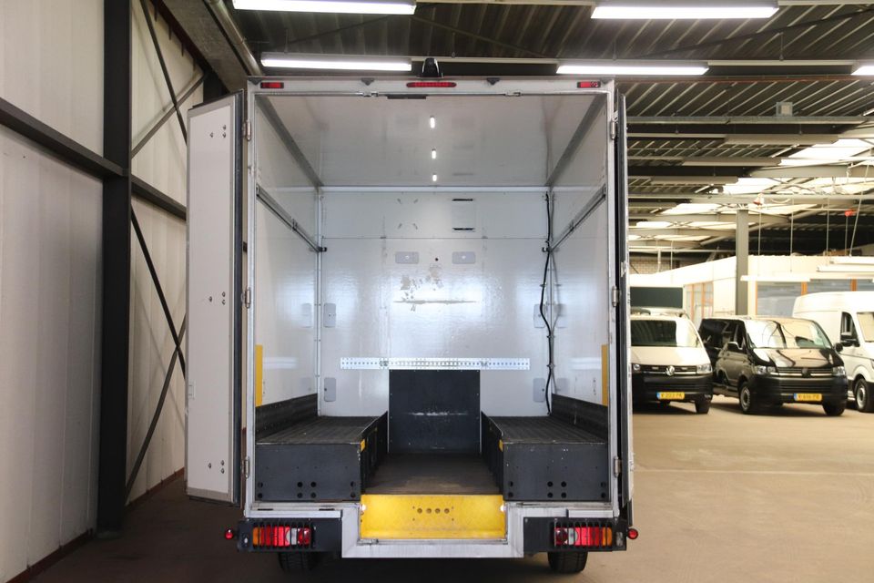 Renault Master 150PK AUTOMAAT Bakwagen LOWLINER VERKOOPWAGEN