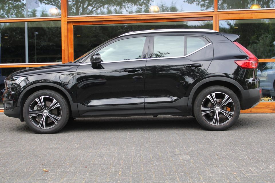 Volvo XC40 T5 Hybride Inscription | Panorama Dak | Stoelverwarming | Harman/Kardon | Verwarmd Stuurwiel |