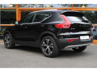 Volvo XC40 T5 Hybride Inscription | Panorama Dak | Stoelverwarming | Harman/Kardon | Verwarmd Stuurwiel |