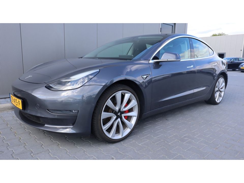 Tesla Model 3 Performance AWD75kWh | 462pk | Leder | heel snel.