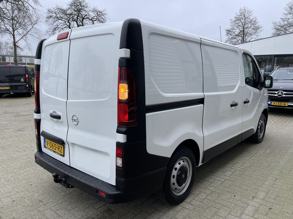 Opel Vivaro 1.6 CDTI L1H1 Edition / vaste prijs rijklaar € 11.950 ex btw / lease vanaf € 219 / airco / cruise / trekhaak 2000 kg / pdc achter / bijrijdersbank !