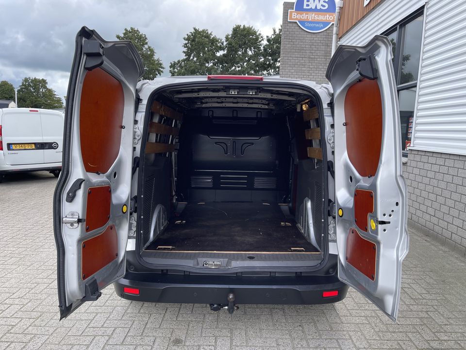 Ford Transit Connect 1.5 EcoBlue 120pk L2 Trend / vaste prijs rijklaar € 14.950 ex btw / lease vanaf € 274 / lichtmetalen velgen / trekhaak / airco / cruise / navi / camera !