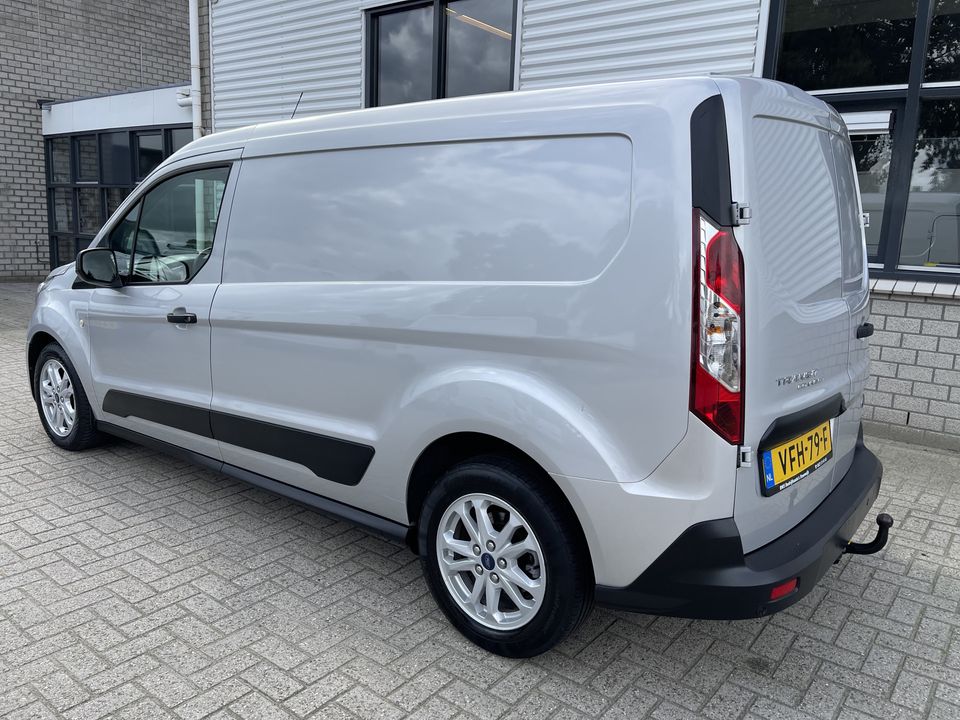 Ford Transit Connect 1.5 EcoBlue 120pk L2 Trend / vaste prijs rijklaar € 14.950 ex btw / lease vanaf € 274 / lichtmetalen velgen / trekhaak / airco / cruise / navi / camera !