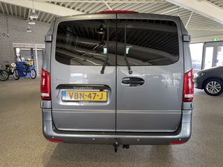 Mercedes-Benz Vito 114 CDI Lang L2H1 automaat / vaste prijs rijklaar € 29.950 ex btw / lease vanaf € 536 / grijs metallic / lichtmetalen velgen 18 inch / leer / trekhaak 2000 kg !