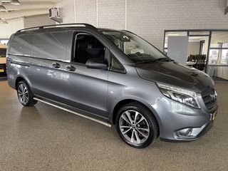 Mercedes-Benz Vito 114 CDI Lang L2H1 automaat / vaste prijs rijklaar € 29.950 ex btw / lease vanaf € 536 / grijs metallic / lichtmetalen velgen 18 inch / leer / trekhaak 2000 kg !