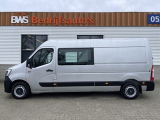 Renault Master T35 2.3 dCi 135 L3H2 DC 7 persoons / vaste prijs rijklaar € 25.850 ex btw / lease vanaf € 462 / airco / cruise / navi / trekhaak 2500 kg / pdc voor en achter / achteruit rijcamera !