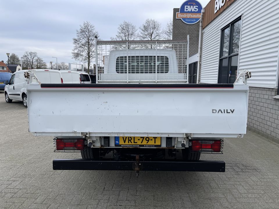 Iveco Daily 35S14 2.3 410 pickup kipper DC 7 persoons / rijklaar € 25.950 ex btw / euro 6 diesel / lease vanaf € 464 / opbergkast / trekhaak 3500 kg / cruise control !