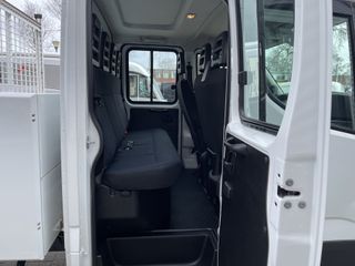 Iveco Daily 35S14 2.3 410 pickup kipper DC 7 persoons / rijklaar € 25.950 ex btw / euro 6 diesel / lease vanaf € 464 / opbergkast / trekhaak 3500 kg / cruise control !