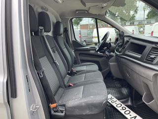 Ford Transit Custom 280 2.0 TDCI 105pk L1H1 Trend / vaste prijs rijklaar € 15.950 ex btw / lease vanaf € 311 / airco / cruise / imperial / achteruit rijcamera / trekhaak 2400 kg / ex schilders bus