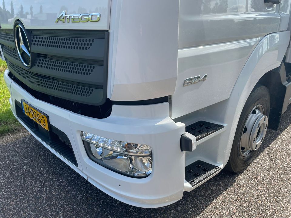 Mercedes-Benz Atego 824 Euro6 Bakwagen met Laadklep 1.000 KG / C1 Rijbewijs / Automaat / Airco / Cruise Control / Vangmuil / 40.643 KM !!