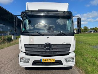 Mercedes-Benz Atego 824 Euro6 Bakwagen met Laadklep 1.000 KG / C1 Rijbewijs / Automaat / Airco / Cruise Control / Vangmuil / 40.643 KM !!