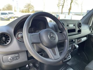 Mercedes-Benz Sprinter 317 1.9 CDI 170pk L3H2 RWD Functional / rijklaar € 38.950 ex btw / lease vanaf € 893 / trekhaak + opstap achter / 270 graden deuren / achteruit rijcamera !