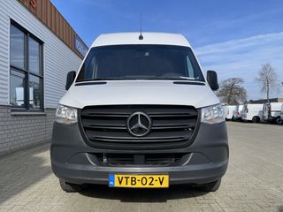 Mercedes-Benz Sprinter 317 1.9 CDI 170pk L3H2 RWD Functional / rijklaar € 38.950 ex btw / lease vanaf € 893 / trekhaak + opstap achter / 270 graden deuren / achteruit rijcamera !