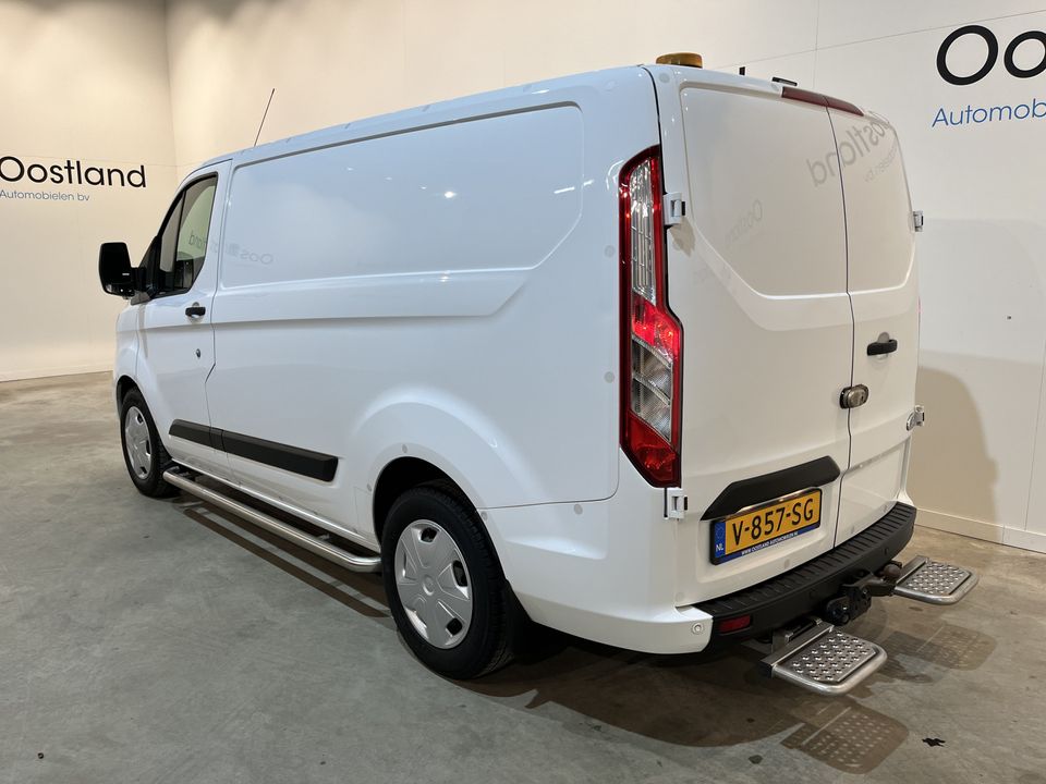 Ford Transit Custom 2.0 TDCI L1H1 Trend 130 PK Servicebus / Inrichting / Euro 6 / 220V. / Airco / PDC / Cruise Control / Trekhaak