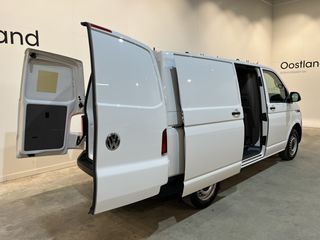 Volkswagen Transporter 2.0 TDI L1H1 150 PK Automaat Euro 6 / Airco / PDC / Cruise Control / CarPlay / Navigatie