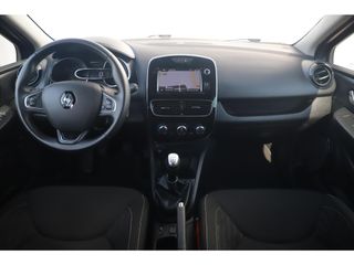 Renault Clio 0.9 TCe Limited Keyless Entry Navigatie Carplay Android Bluetooth Parkeersensors Airco Cruise 16 inch LMV All Season banden!