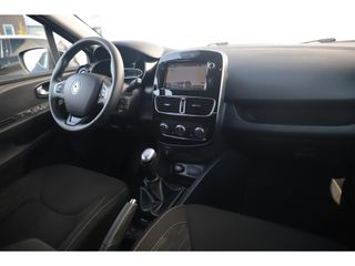 Renault Clio 0.9 TCe Limited Keyless Entry Navigatie Carplay Android Bluetooth Parkeersensors Airco Cruise 16 inch LMV All Season banden!