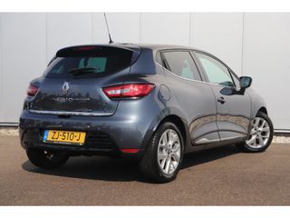 Renault Clio 0.9 TCe Limited Keyless Entry Navigatie Carplay Android Bluetooth Parkeersensors Airco Cruise 16 inch LMV All Season banden!