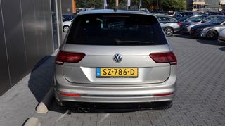 Volkswagen Tiguan 1.4 TSI Highl. Bus R | R line | 360 camera | Panodak