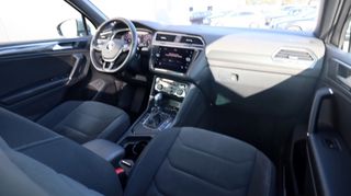 Volkswagen Tiguan 1.4 TSI Highl. Bus R | R line | 360 camera | Panodak