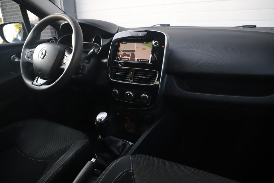 Renault Clio 0.9 TCe Zen 90PK Navigatie Carplay Android Bluetooth Airco Cruise Parkeersensors