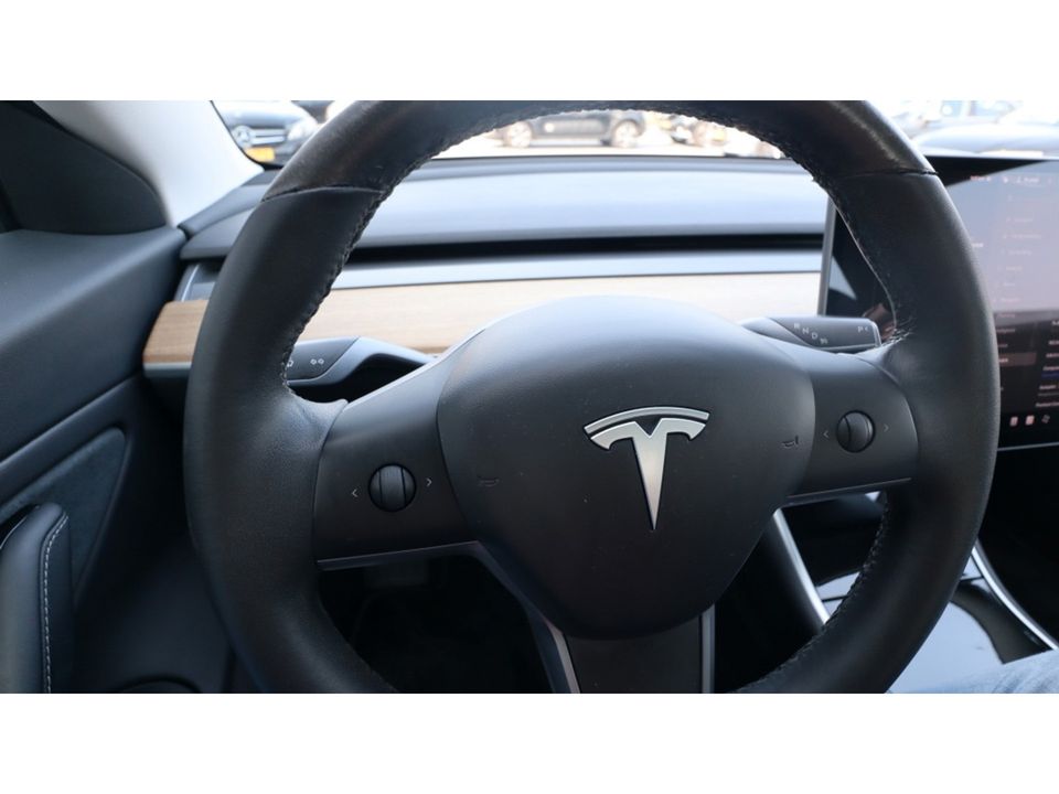 Tesla Model 3 Stnd.RWD Plus 60 kWh | Zeer Nette auto | Leder | Led