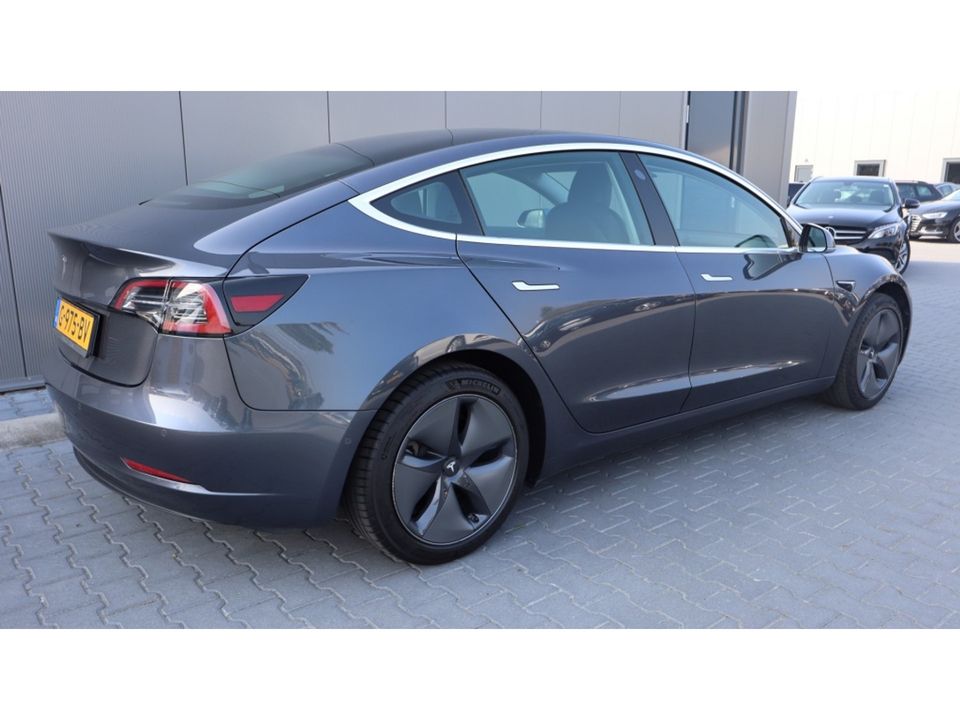 Tesla Model 3 Stnd.RWD Plus 60 kWh | Zeer Nette auto | Leder | Led