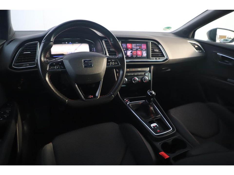 SEAT Leon 1.5 TSI FR Business Intense 131PK Virtual Cockpit Full LED Keyless Navigatie Sfeerverlichting Clima Cruise Lane Assist 17 inch LMV Parkeersensors