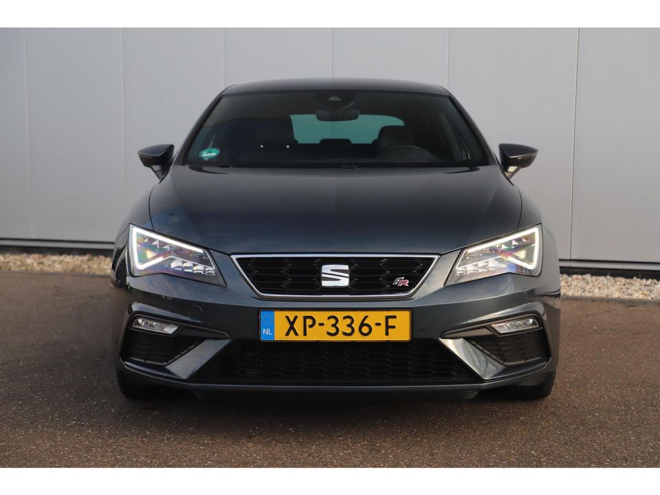 SEAT Leon 1.5 TSI FR Business Intense 131PK Virtual Cockpit Full LED Keyless Navigatie Sfeerverlichting Clima Cruise Lane Assist 17 inch LMV Parkeersensors