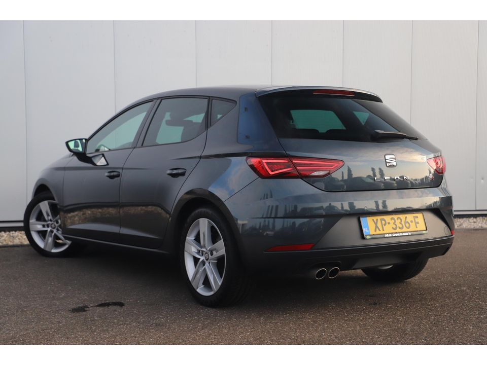 SEAT Leon 1.5 TSI FR Business Intense 131PK Virtual Cockpit Full LED Keyless Navigatie Sfeerverlichting Clima Cruise Lane Assist 17 inch LMV Parkeersensors