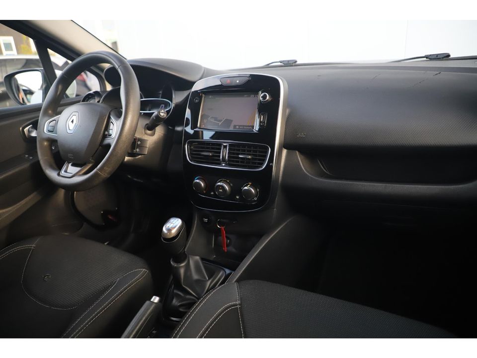 Renault Clio Estate 0.9 TCe Zen Facelift! 90PK Navigatie Airco Cruise Parkeersensor Carplay Android LED