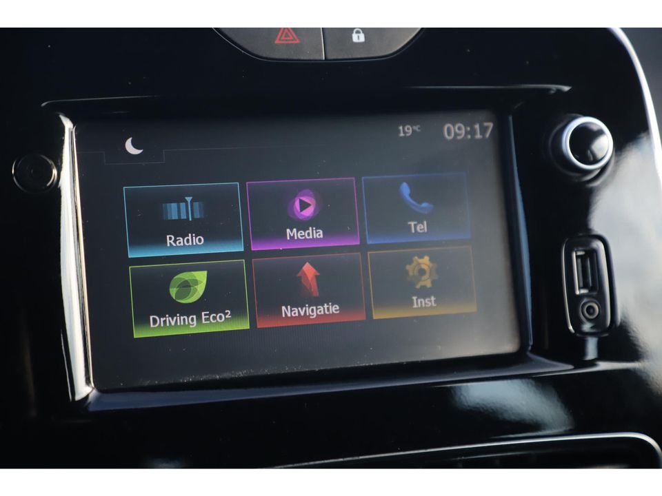 Renault Clio Estate 0.9 TCe Zen Facelift! 90PK Navigatie Airco Cruise Parkeersensor Carplay Android LED