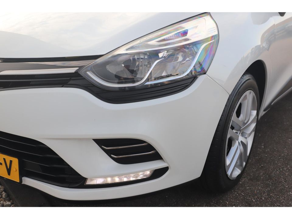 Renault Clio Estate 0.9 TCe Zen Facelift! 90PK Navigatie Airco Cruise Parkeersensor Carplay Android LED