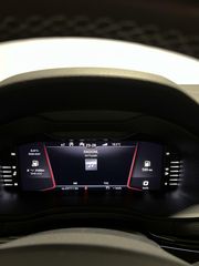 Škoda Karoq 1.5 TSI Sportline Virtual Pano Trekhaak Carplay