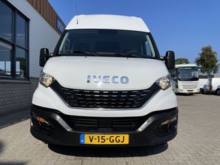 Iveco Daily 35S16V 2.3 automaat L2H2 / vaste prijs rijklaar € 27.950 ex btw / lease vanaf € 500 / climate control / mag 3500 kg trekken / parkeersensoren achter / 270 graden achterdeuren